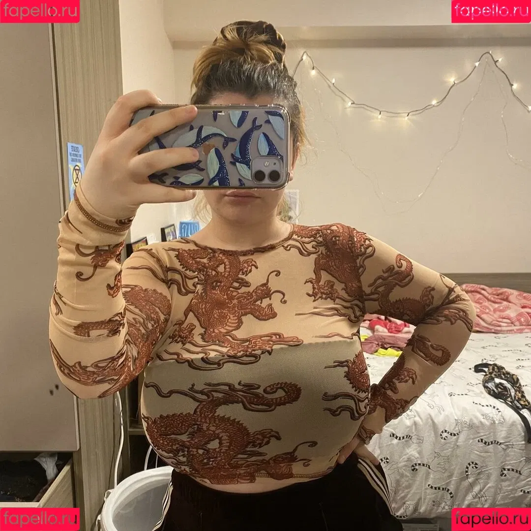 Charlotte A Onlyfans Photo Gallery 