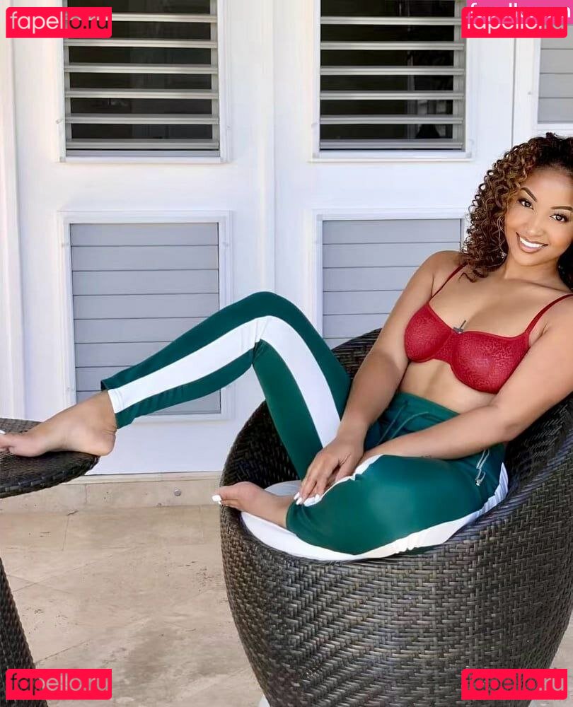 SHENYENG / Shenseea Onlyfans Photo Gallery 