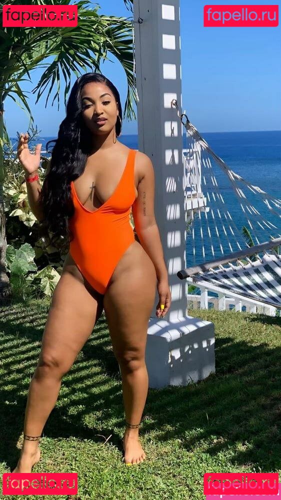 SHENYENG / Shenseea Onlyfans Photo Gallery 