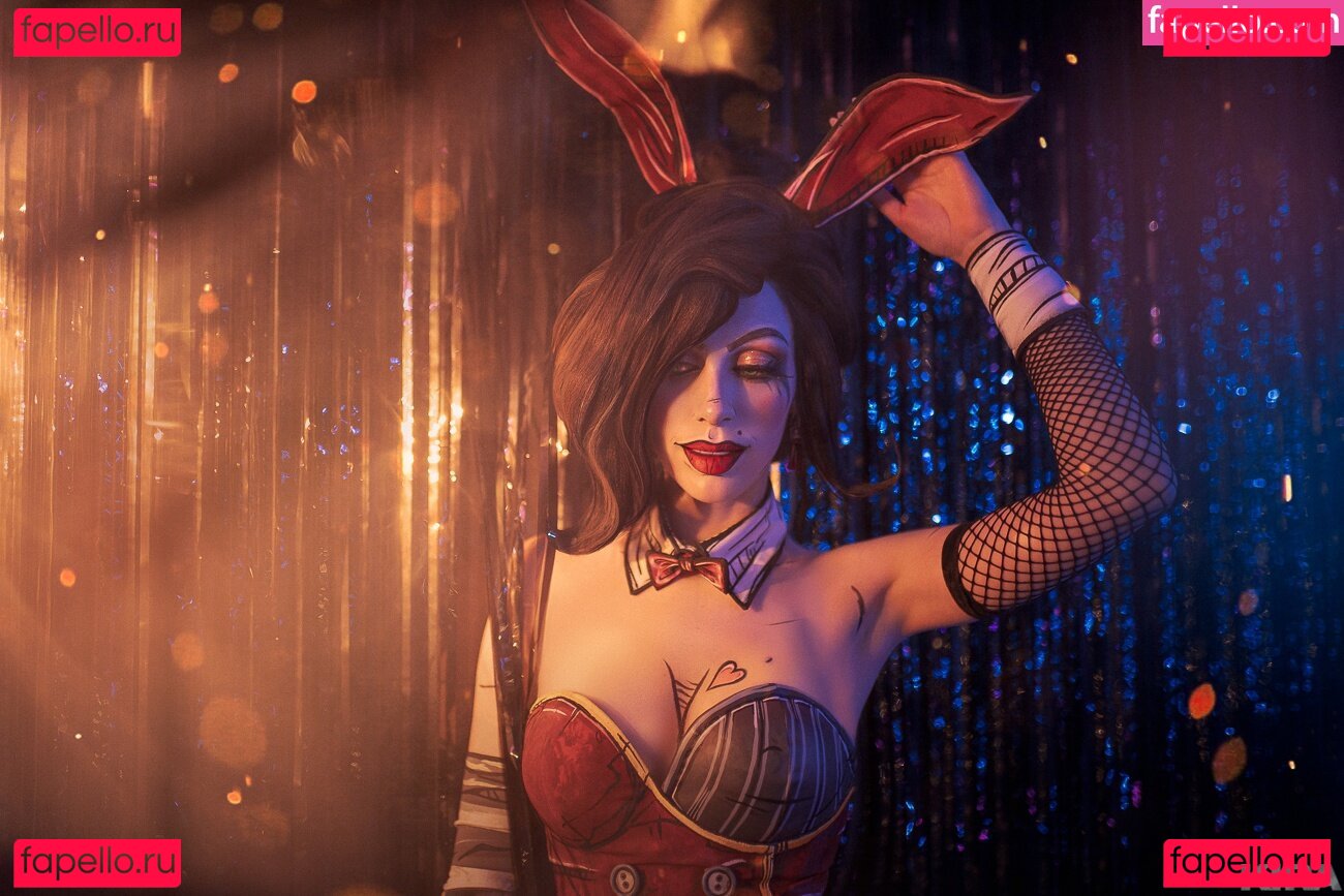 Daria Rooz / dabrowskadaria / dariarooz Onlyfans Photo Gallery 