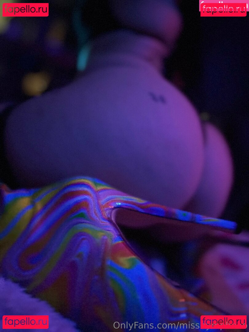 missnymphooo Onlyfans Photo Gallery 