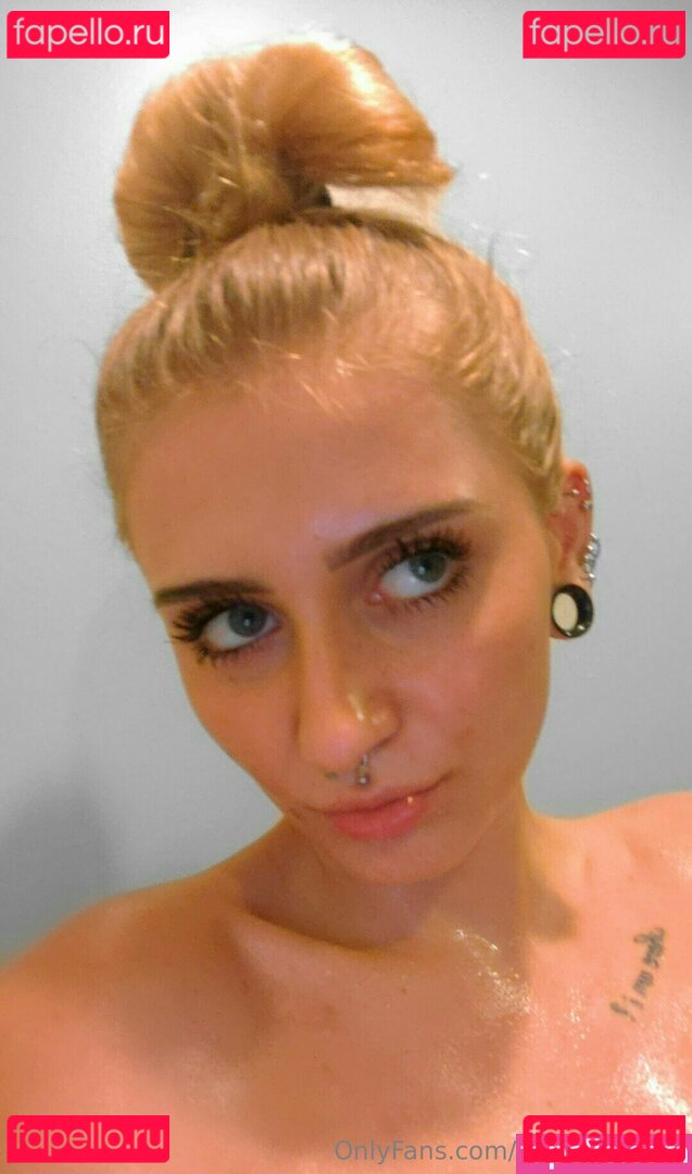 astrid-eclipse / astrid.eclipsed / ivy Nude Onlyfans Photo 5
