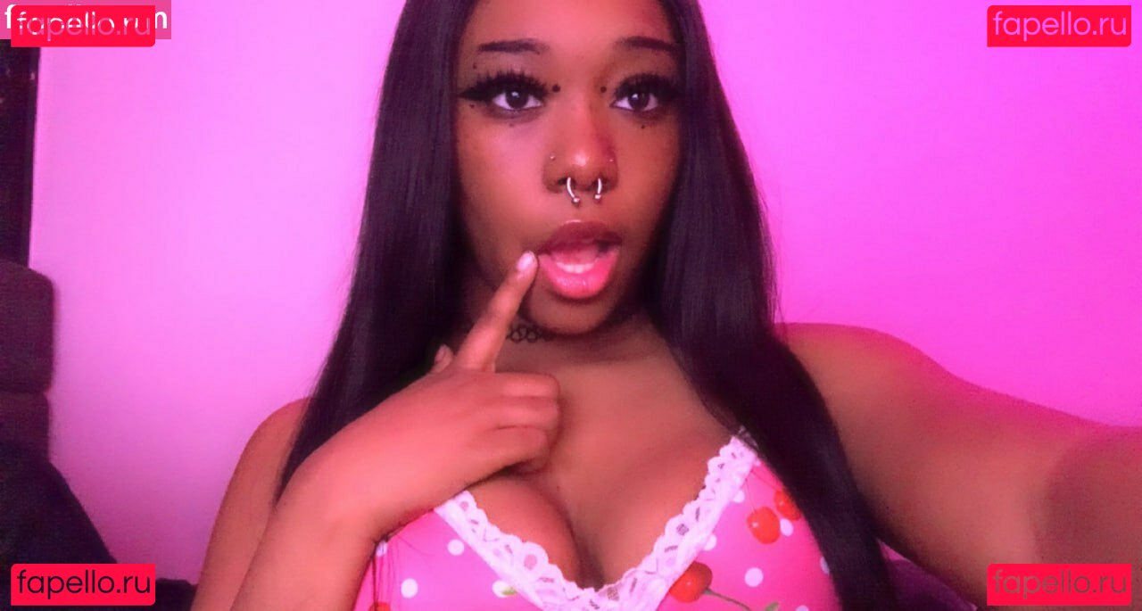 brattyslvttt Onlyfans Photo Gallery 