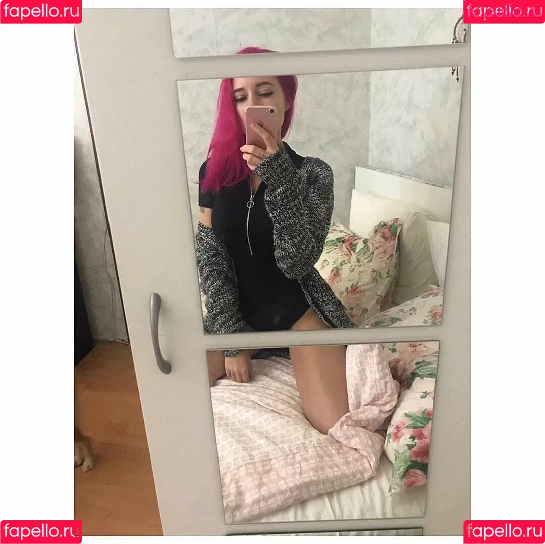 Denly Onlyfans Photo Gallery 