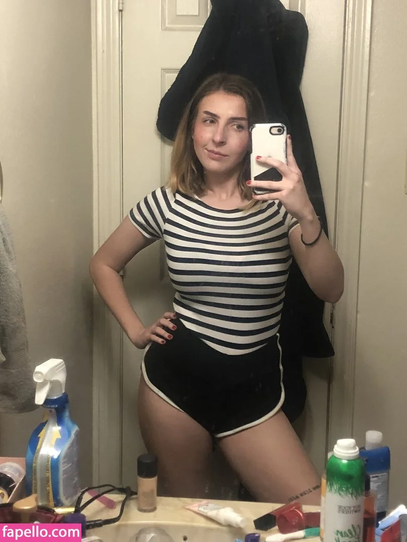 mochianaa Onlyfans Photo Gallery 