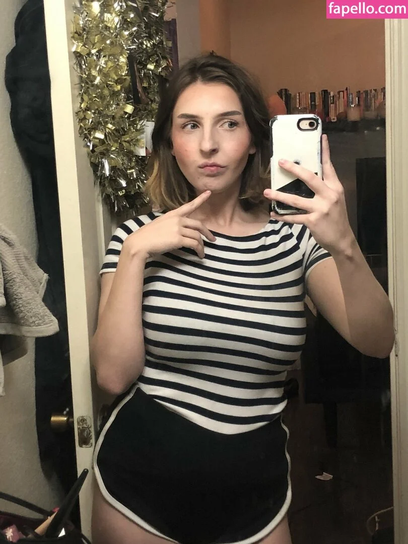 mochianaa Onlyfans Photo Gallery 