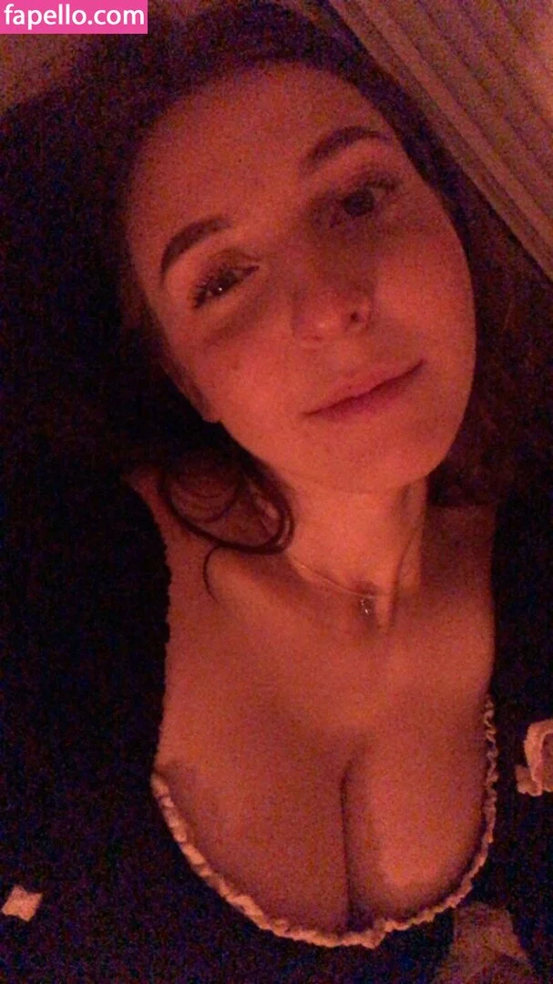 mochianaa Onlyfans Photo Gallery 