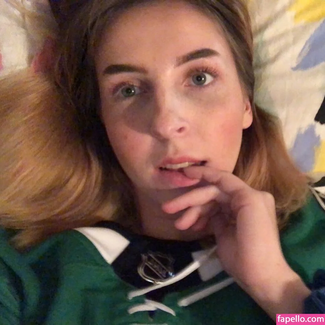 mochianaa Onlyfans Photo Gallery 