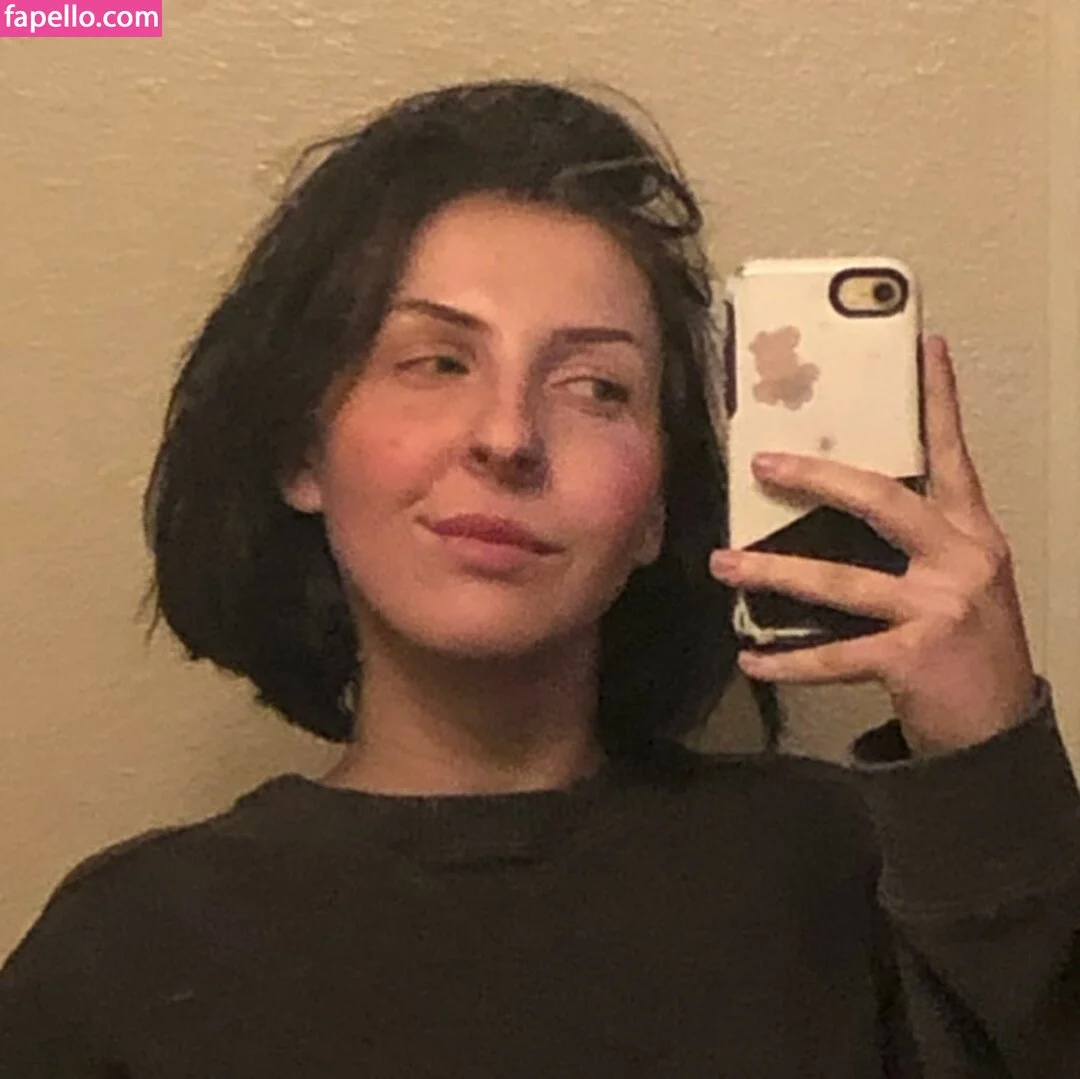 mochianaa Onlyfans Photo Gallery 