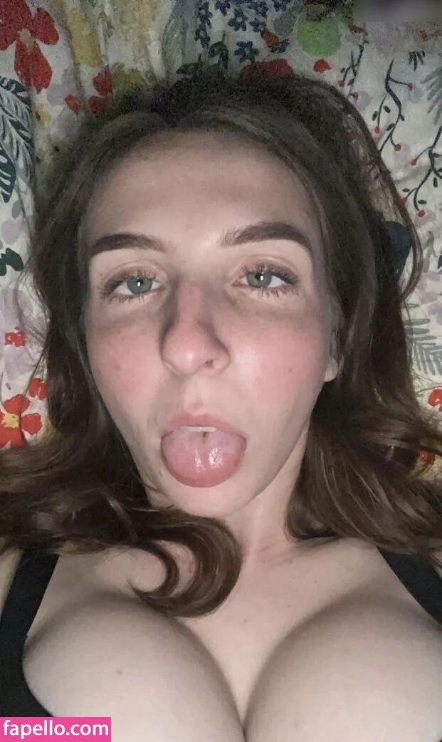 mochianaa Onlyfans Photo Gallery 