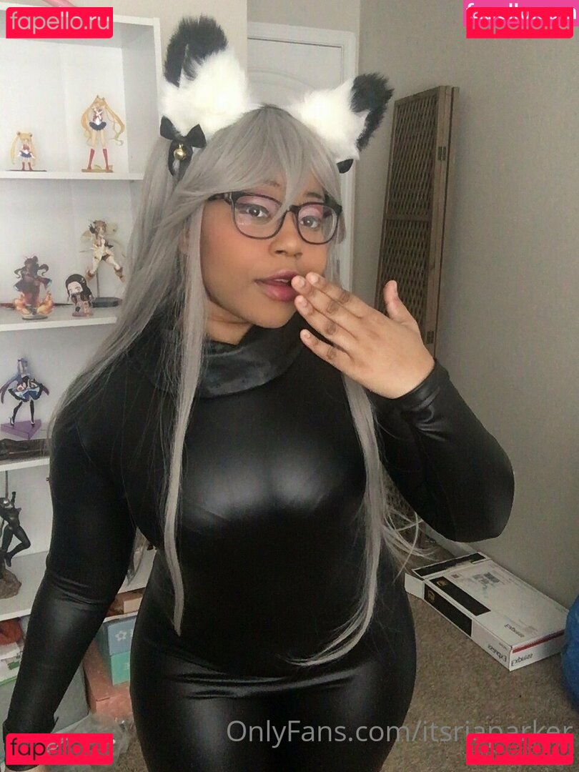 Ria Parker / itsriaparker Onlyfans Photo Gallery 