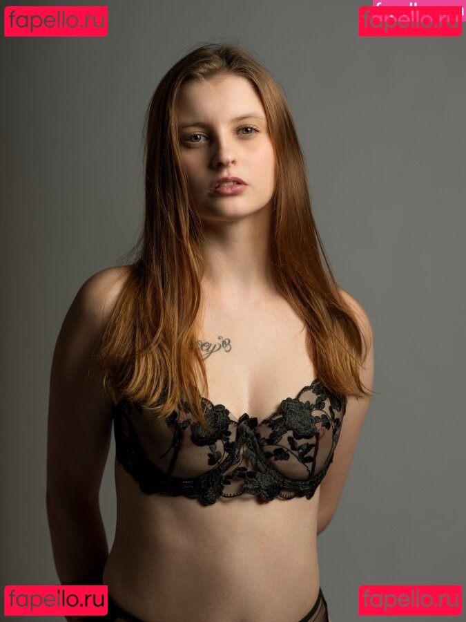 Skylar Sweet / VansssaH / skylar.sweet / skylarsweet_model / vanessa.hmbrg / vanessahmbrg