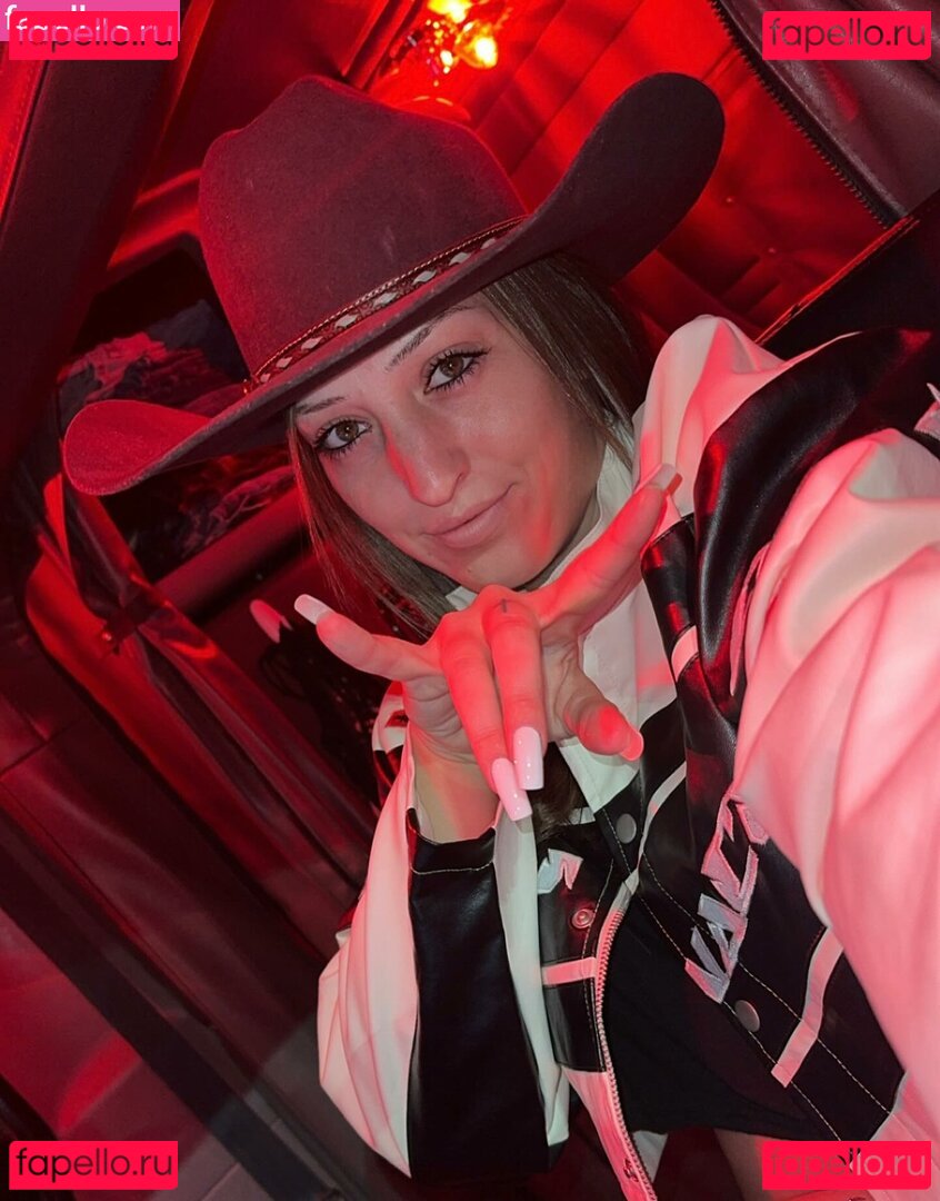 Prettypeter48 / silverfox48 Onlyfans Photo Gallery 