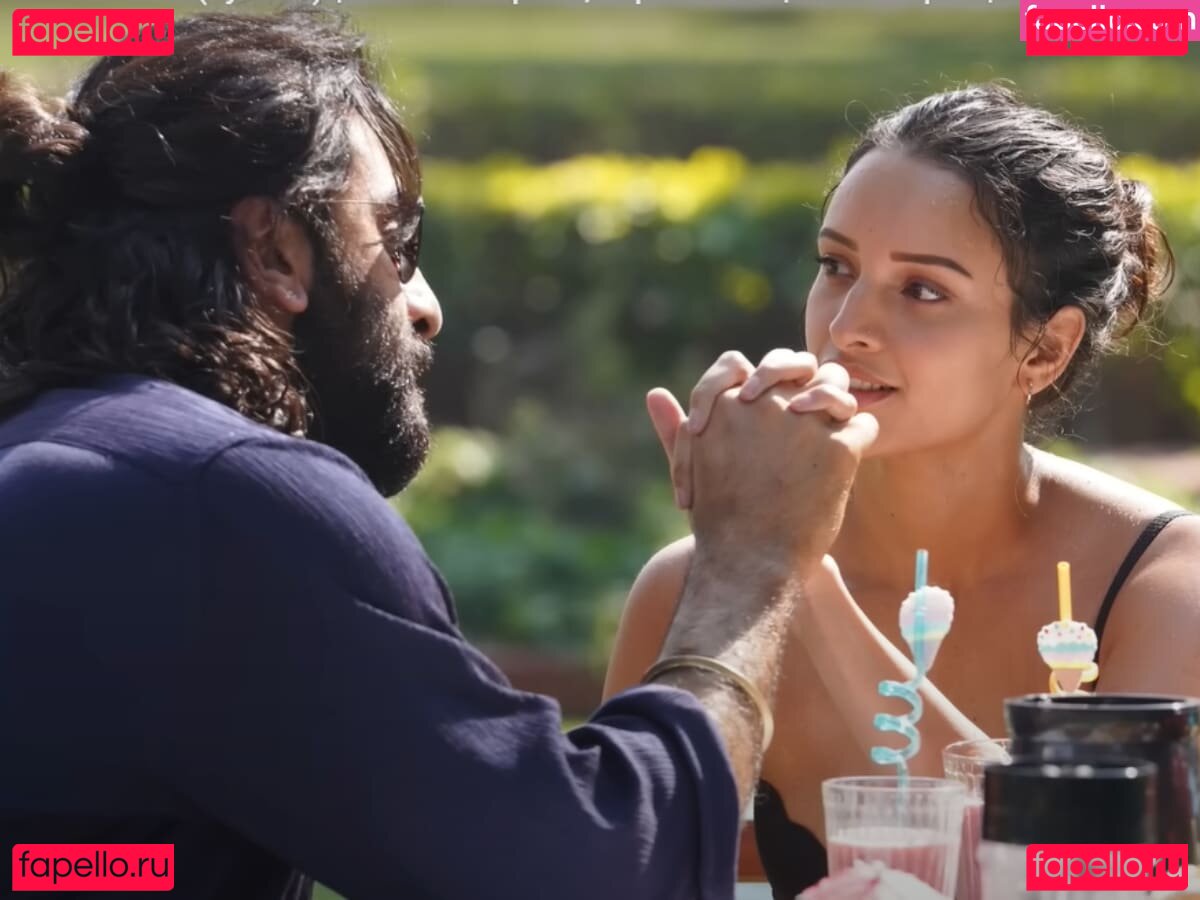 Tripti Dimri / tripti_dimri Onlyfans Photo Gallery 