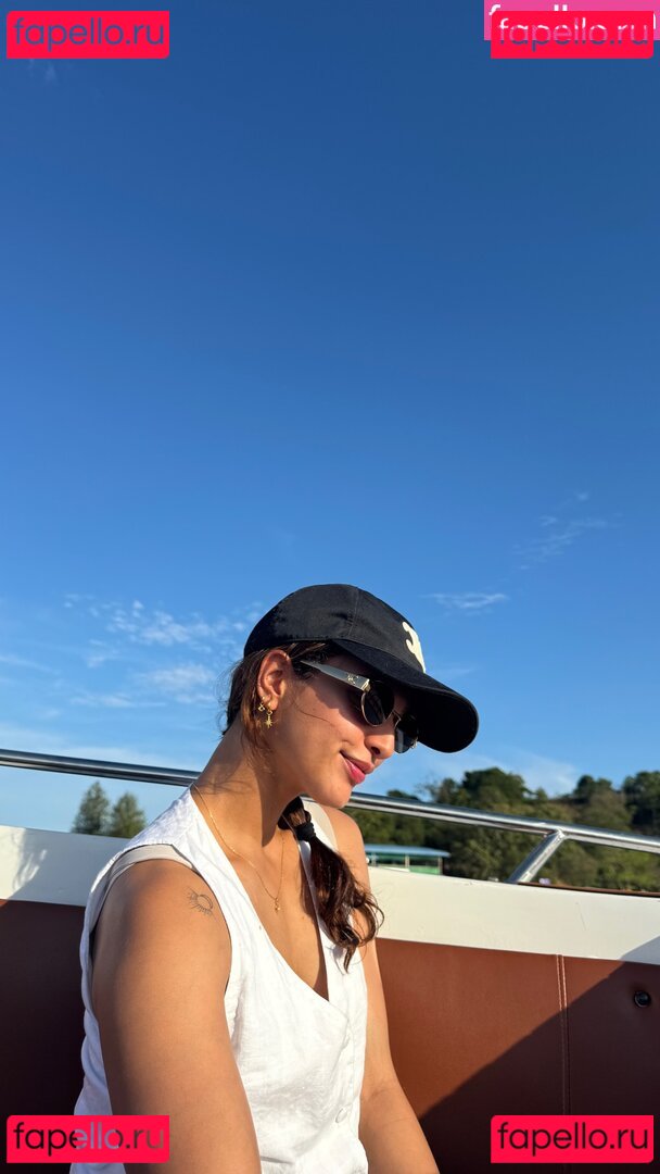 Tripti Dimri / tripti_dimri Onlyfans Photo Gallery 