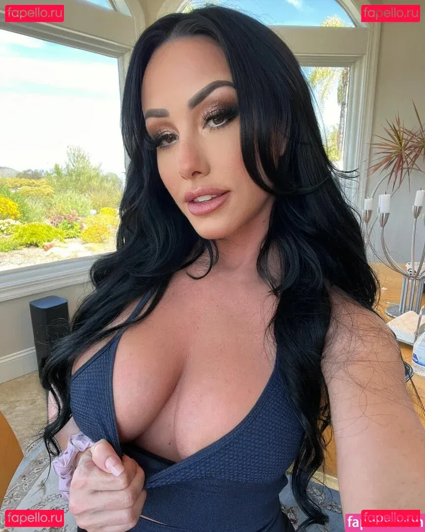 Jennifer White Onlyfans Photo Gallery 