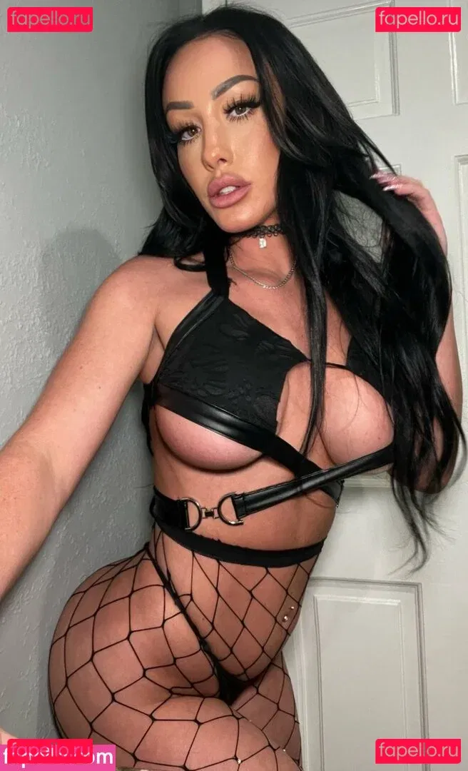Jennifer White Onlyfans Photo Gallery 