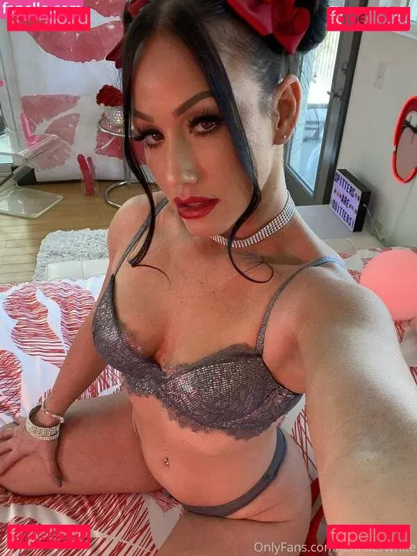 Jennifer White Onlyfans Photo Gallery 