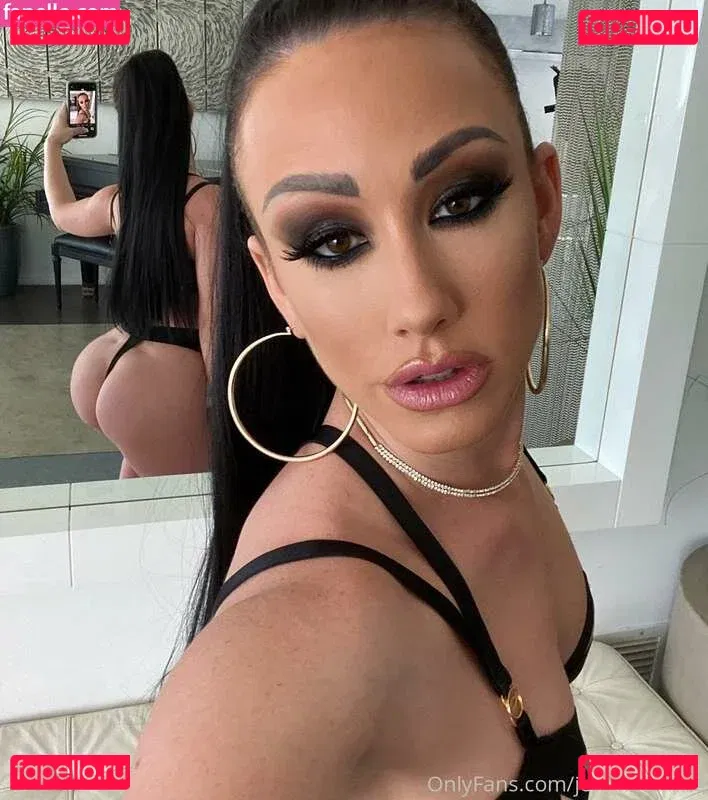 Jennifer White Onlyfans Photo Gallery 