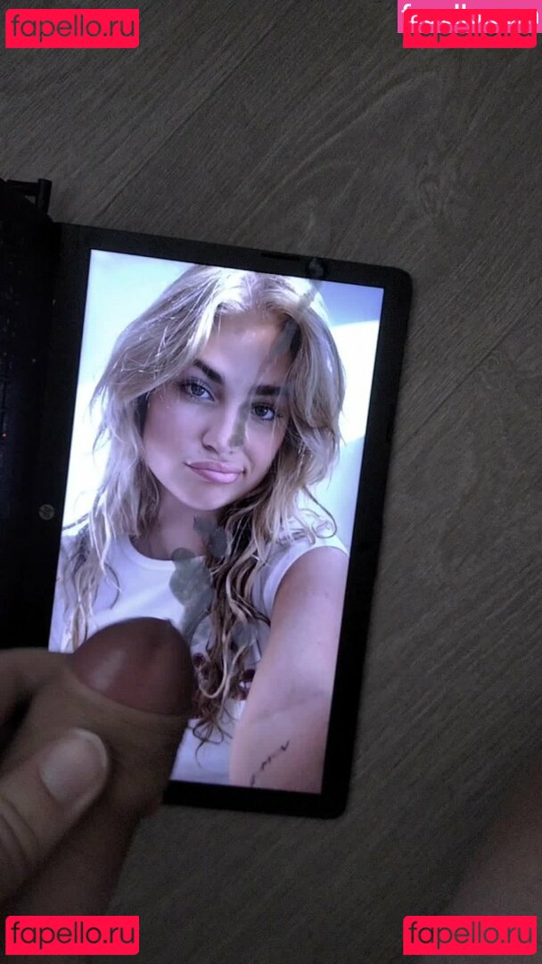 Roxy Dekker / RoxyDekker / roxy.dekkerr Onlyfans Photo Gallery 