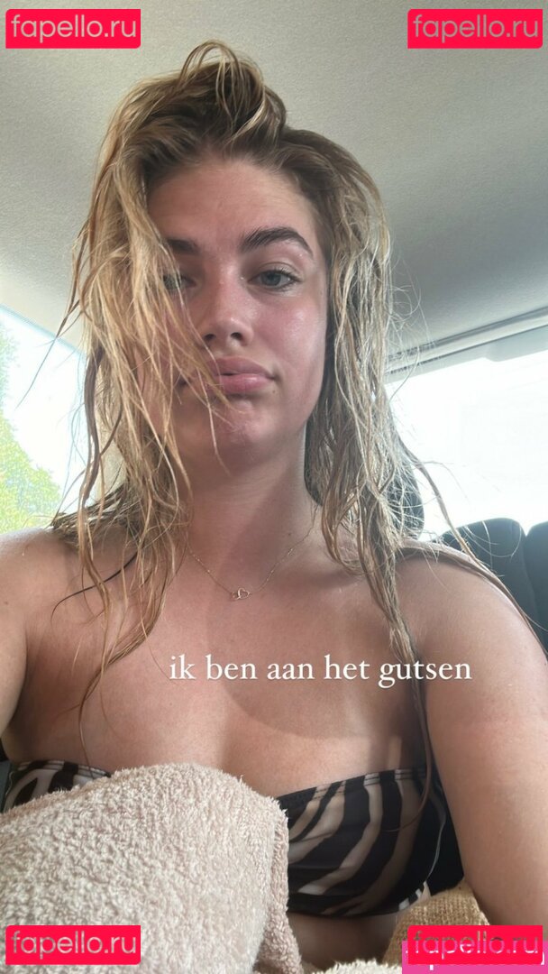 Roxy Dekker / RoxyDekker / roxy.dekkerr Onlyfans Photo Gallery 