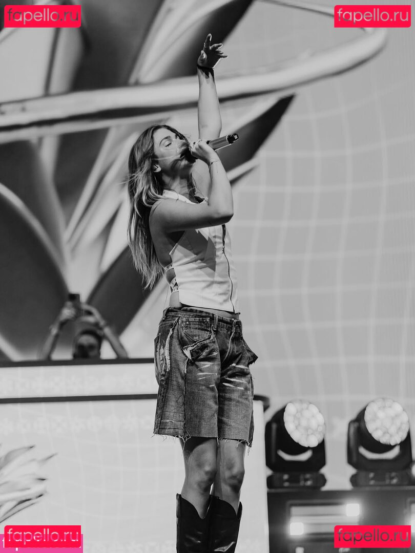 Roxy Dekker / RoxyDekker / roxy.dekkerr Onlyfans Photo Gallery 