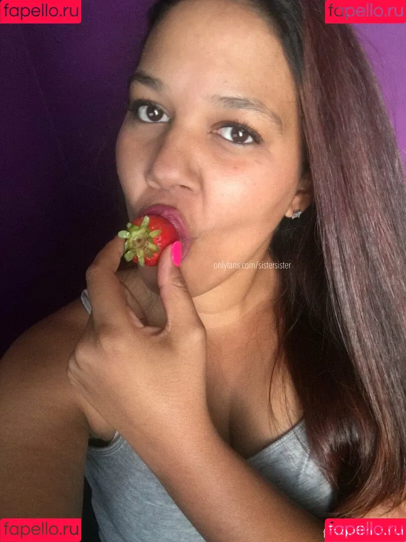 sistersister Onlyfans Photo Gallery 