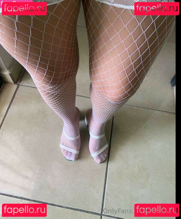 AleAlVa Onlyfans Photo Gallery 