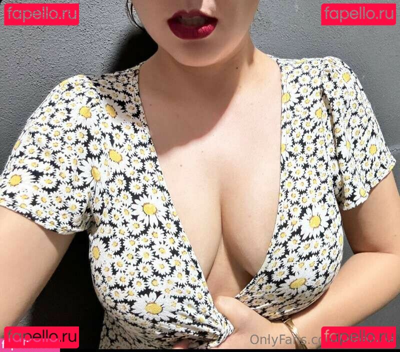 AleAlVa Onlyfans Photo Gallery 