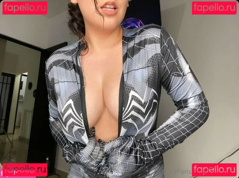 AleAlVa Onlyfans Photo Gallery 