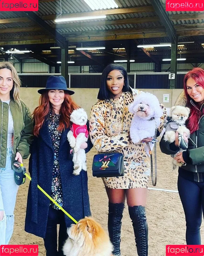Natasha Hamilton Onlyfans Photo Gallery 