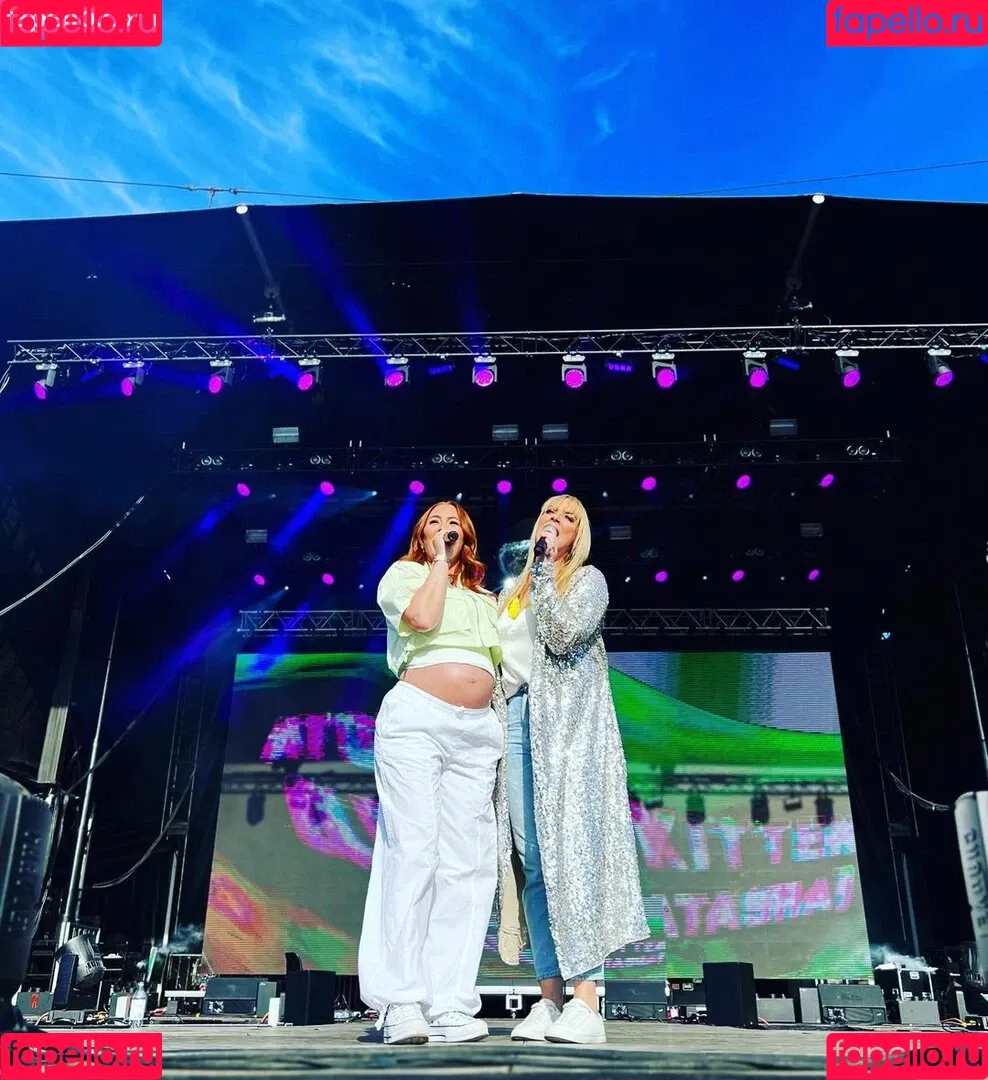 Natasha Hamilton Onlyfans Photo Gallery 