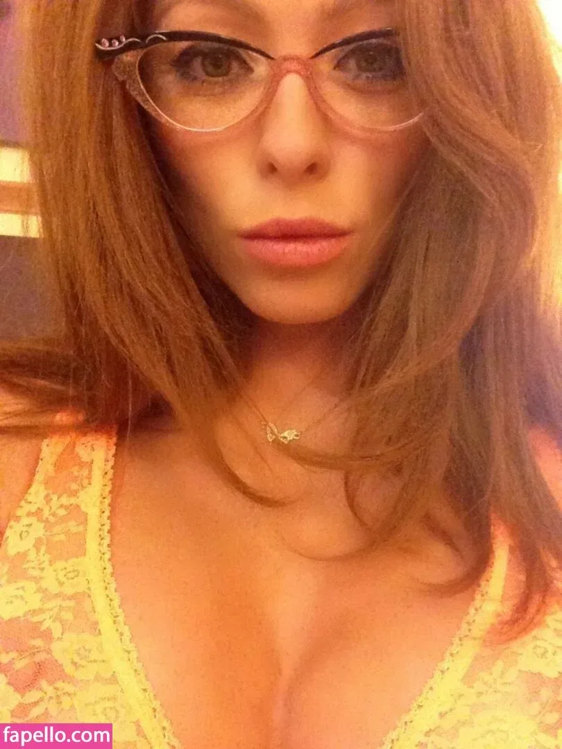 Natasha Hamilton Onlyfans Photo Gallery 