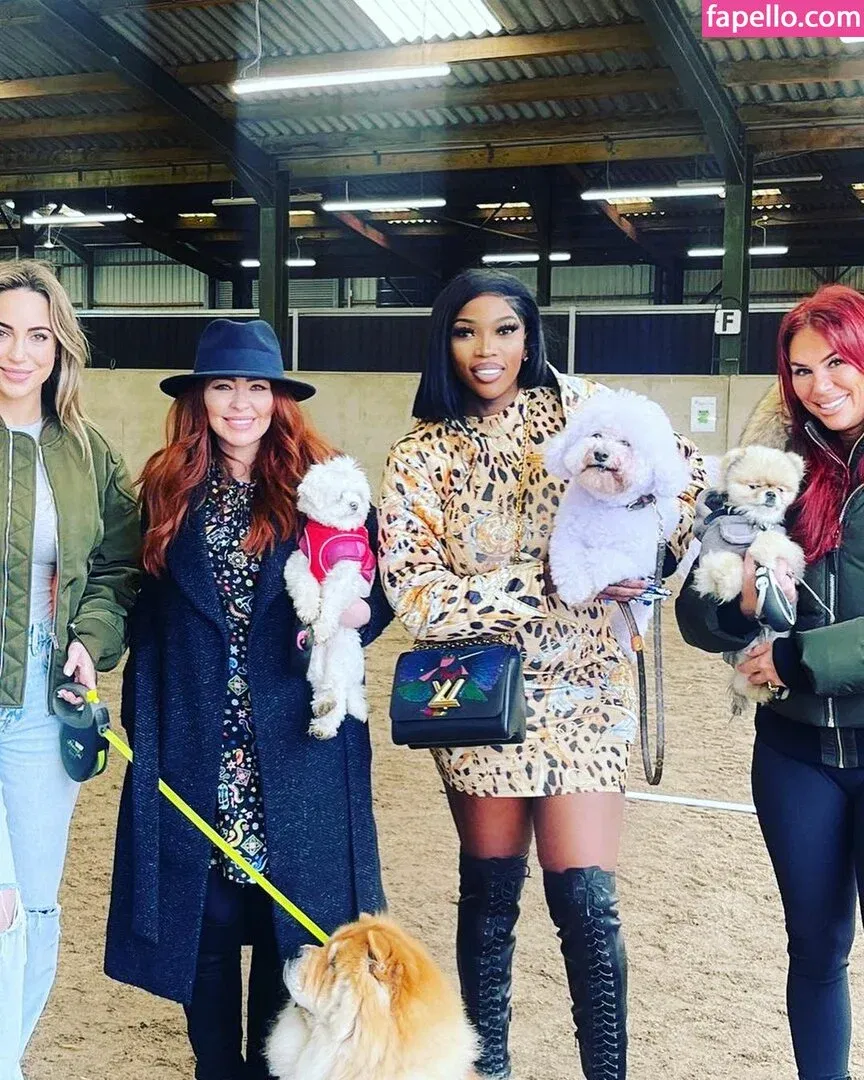 Natasha Hamilton Onlyfans Photo Gallery 