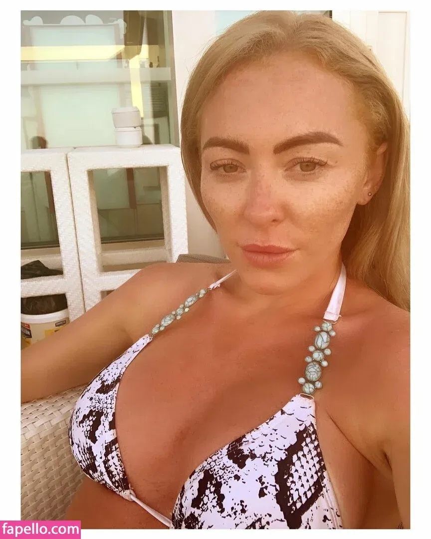 Natasha Hamilton Onlyfans Photo Gallery 