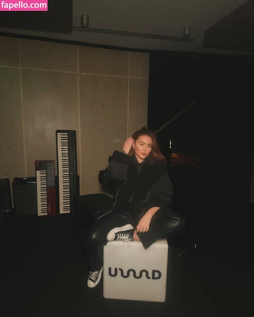 Natasha Hamilton Onlyfans Photo Gallery 