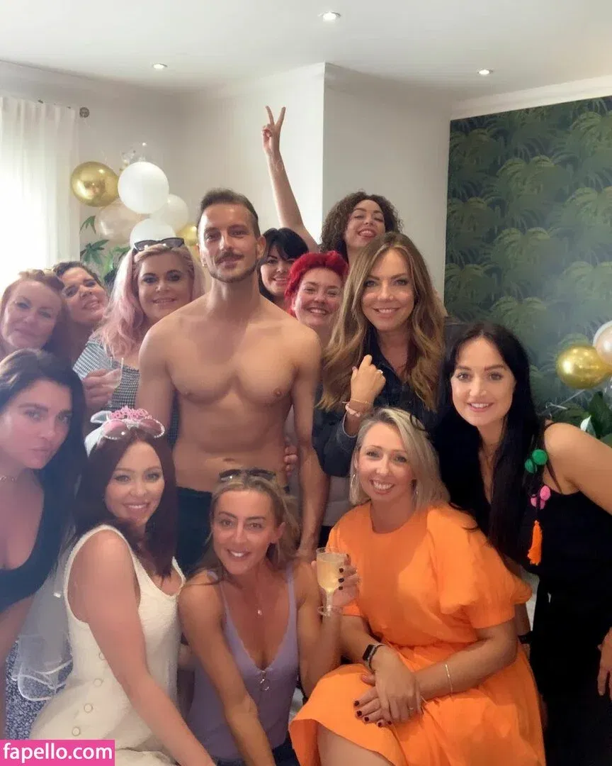 Natasha Hamilton Onlyfans Photo Gallery 