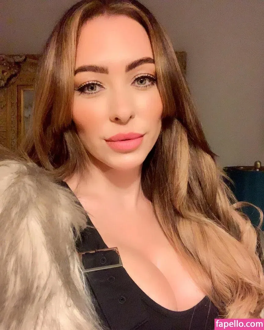 Natasha Hamilton Onlyfans Photo Gallery 