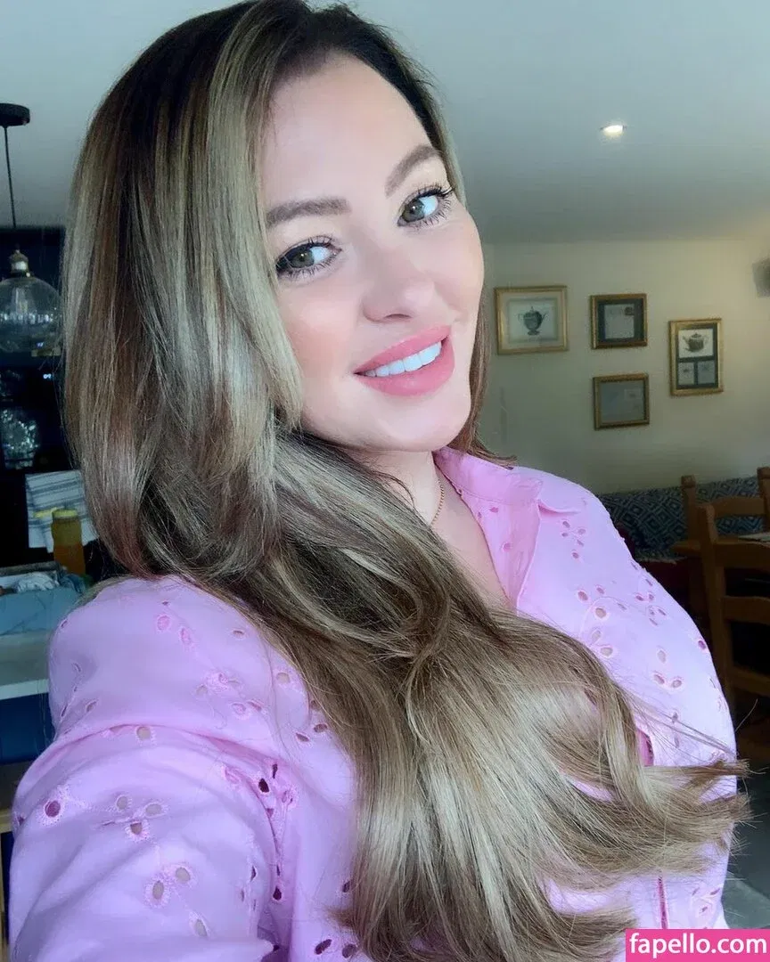 Natasha Hamilton Onlyfans Photo Gallery 