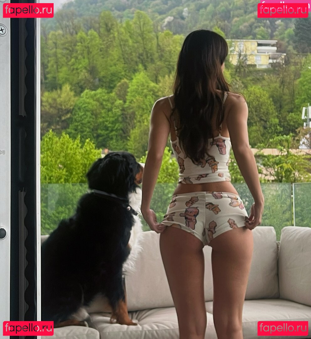 Luna Piombanti / lucedellaluna / lunapiombanti Onlyfans Photo Gallery 