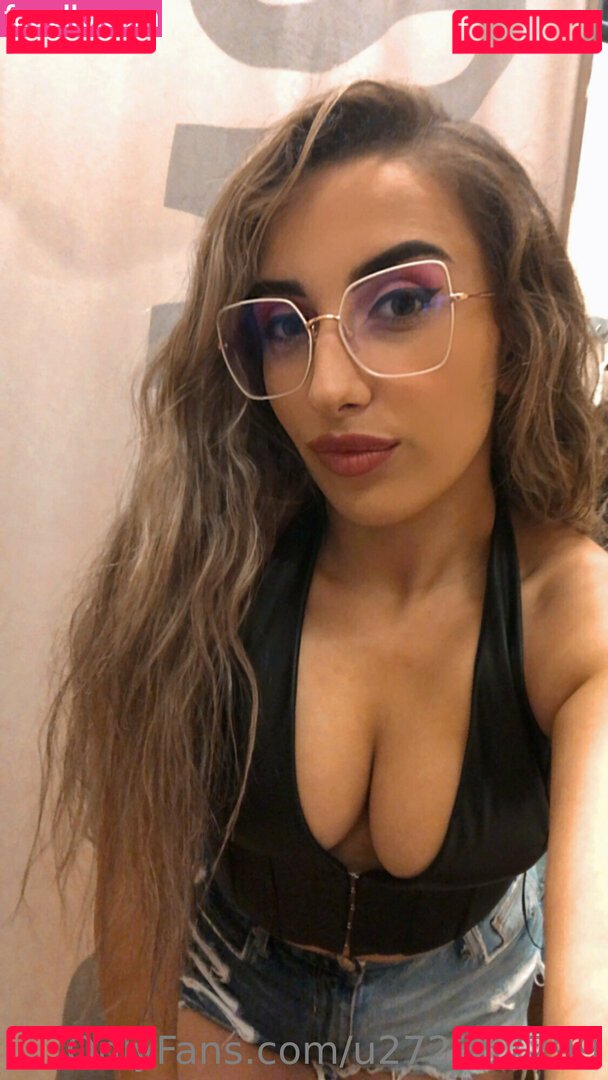 ilovechillidogs / u272067799 Onlyfans Photo Gallery 