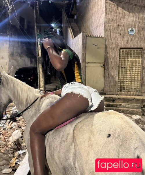 Karolayne / euubrown Nude Onlyfans Photo 11