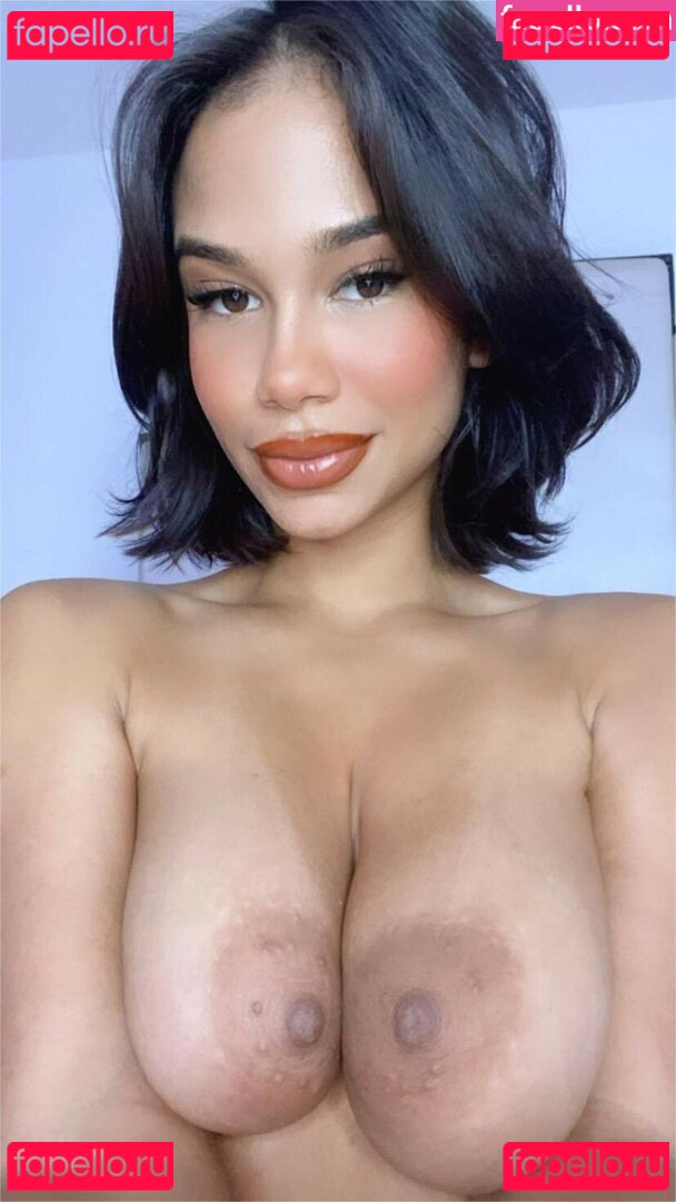 Ambar Reyess / ambar_reyess / ambarreyess / ambarreyesss Onlyfans Photo Gallery 