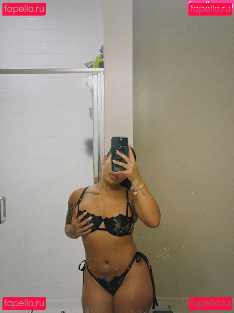 Shara Moss / sharalifts / sharaliftsvip Onlyfans Photo Gallery 