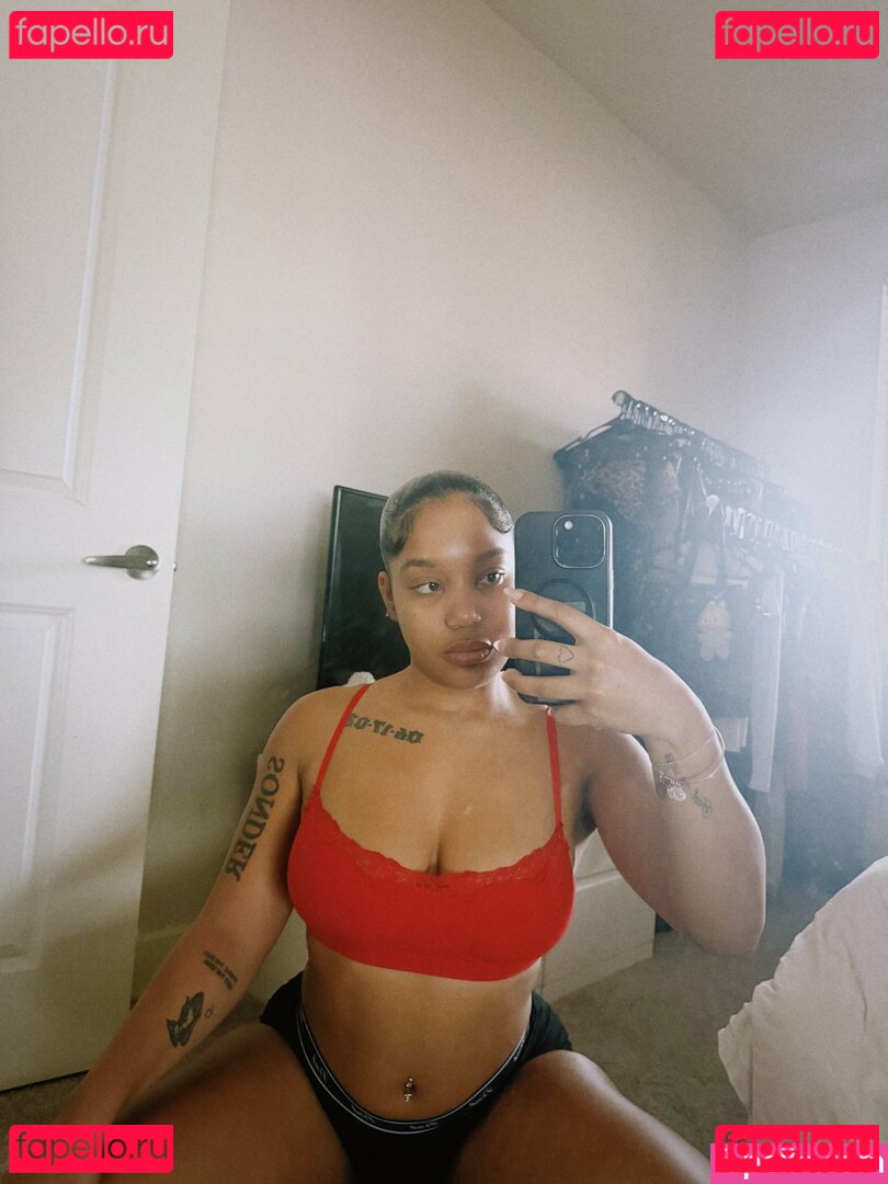 Shara Moss / sharalifts / sharaliftsvip Onlyfans Photo Gallery 