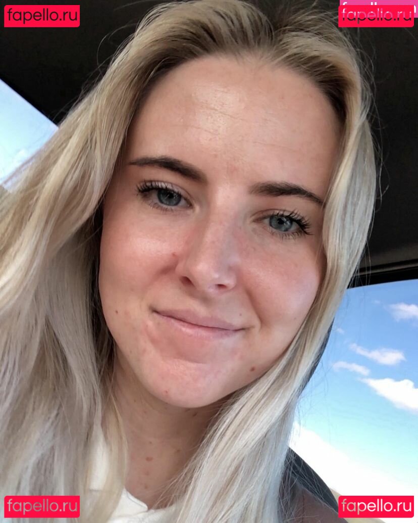 Issy Austi / IssyAusti Nude Onlyfans Photo 17