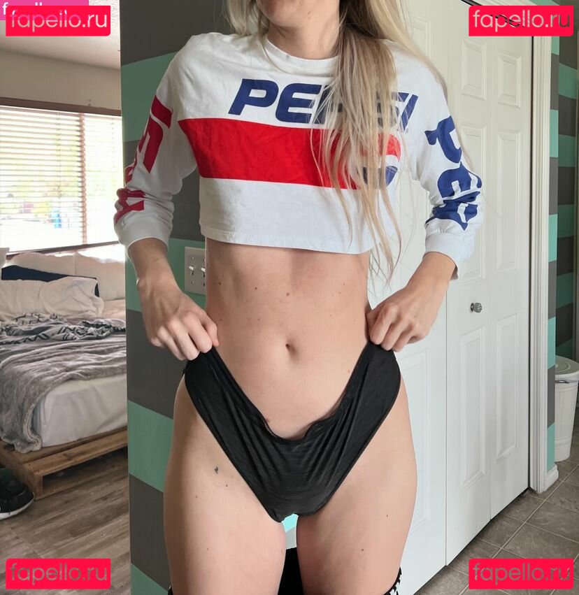 Issy Austi / IssyAusti Nude Onlyfans Photo 13