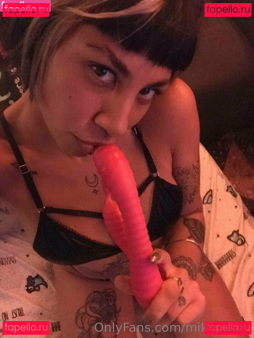mikafatale Onlyfans Photo Gallery 