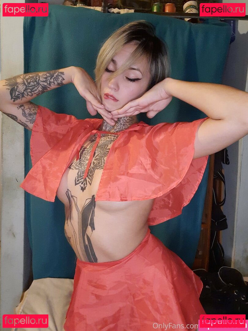 luzz_chan / luzzchan Onlyfans Photo Gallery 