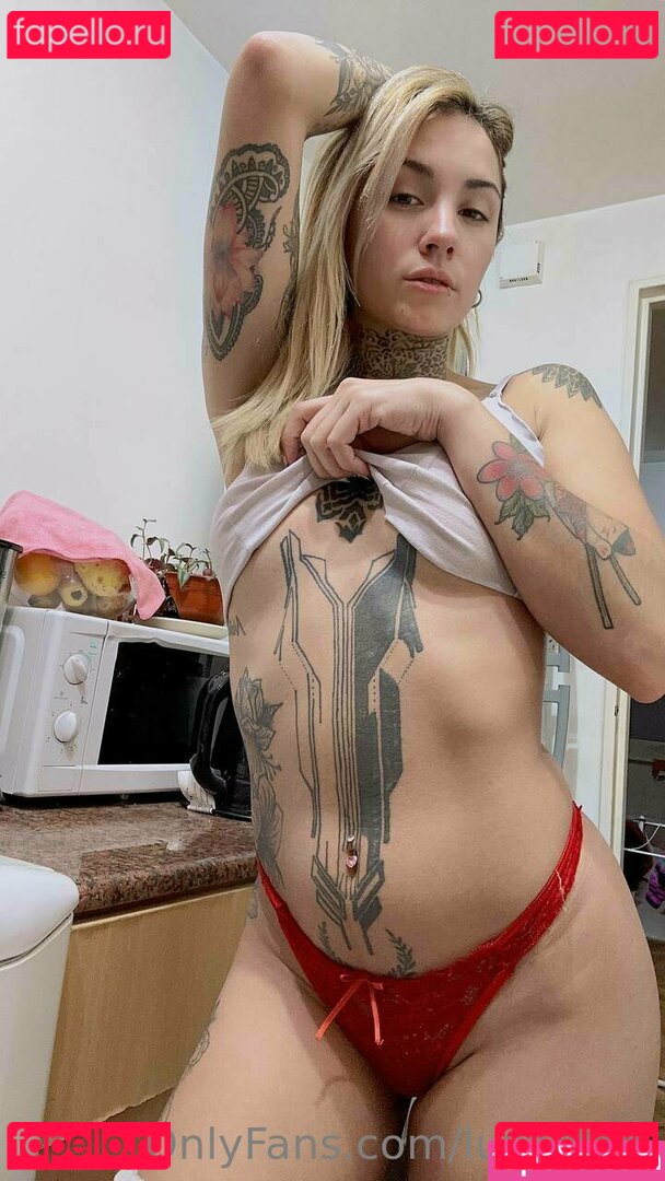 luzz_chan / luzzchan Onlyfans Photo Gallery 